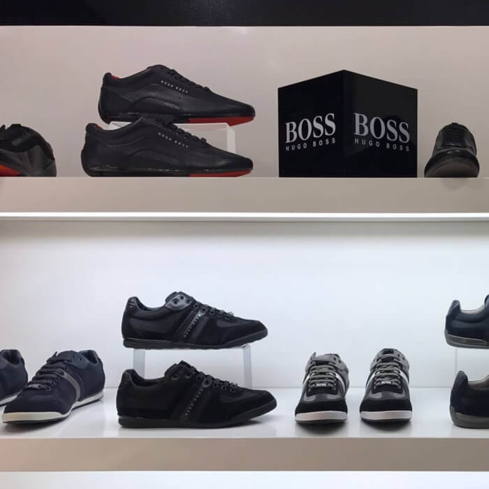 Shoe Display Bridge